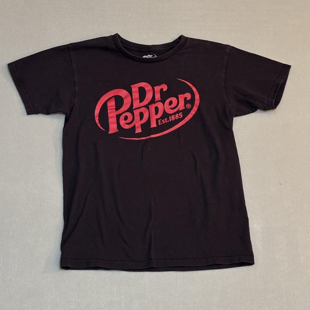 Dr. Pepper Soda Black Red Tshirt  Men's Medium 100%‎ Cotton